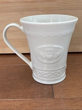 Belleek Claddagh ceramic coffee mug